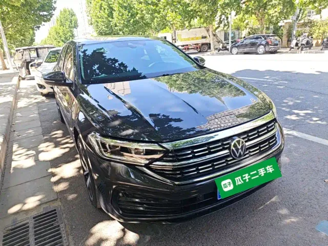 Volkswagen Sagitar — Фото автомобиля 3