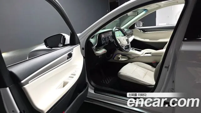 Hyundai Grandeur New — Фото автомобиля 15