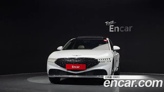 Genesis G90 RS4 — Фото автомобиля 3