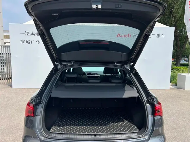 Audi Q3 — Фото автомобиля 13