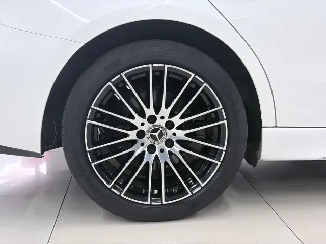 Mercedes-Benz C-Class — Фото автомобиля 14