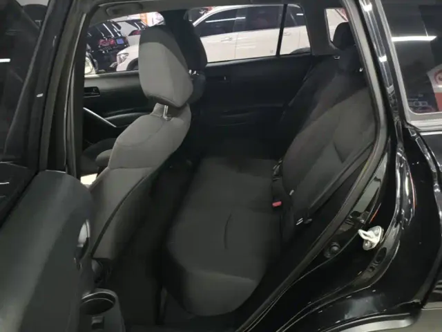 Toyota Corolla Cross — Фото автомобиля 16