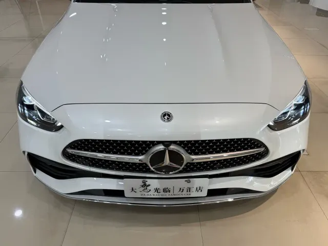 Mercedes-Benz C-Class — Фото автомобиля 6