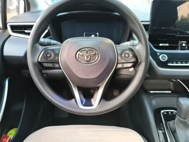 Toyota Corolla — Фото автомобиля 12