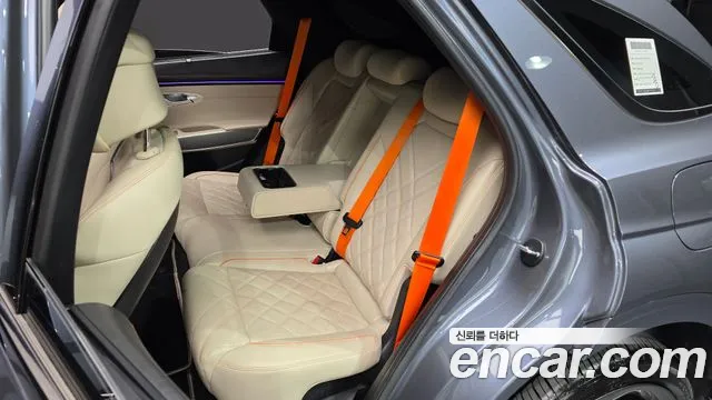 Genesis GV70 3.5T Бензин AWD — Фото автомобиля 12