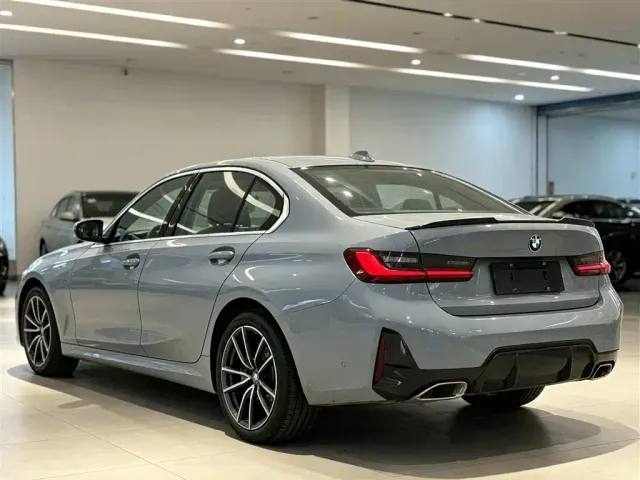 BMW 3 Series — Фото автомобиля 3