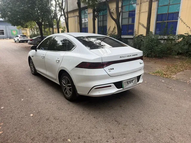 BYD Qin PLUS — Фото автомобиля 7