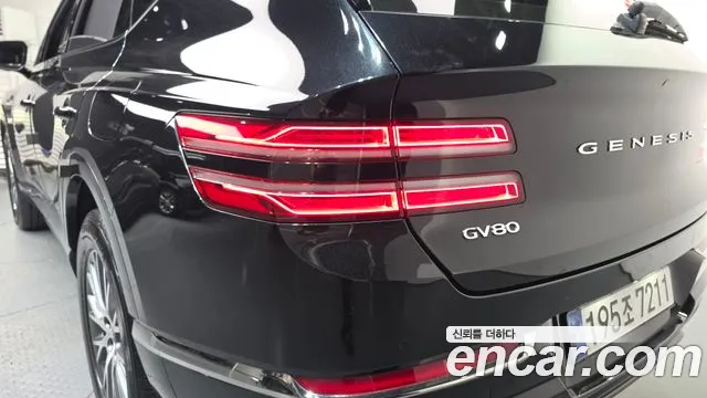 Genesis GV80 — Фото автомобиля 8