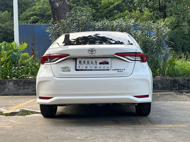 Toyota Corolla — Фото автомобиля 8