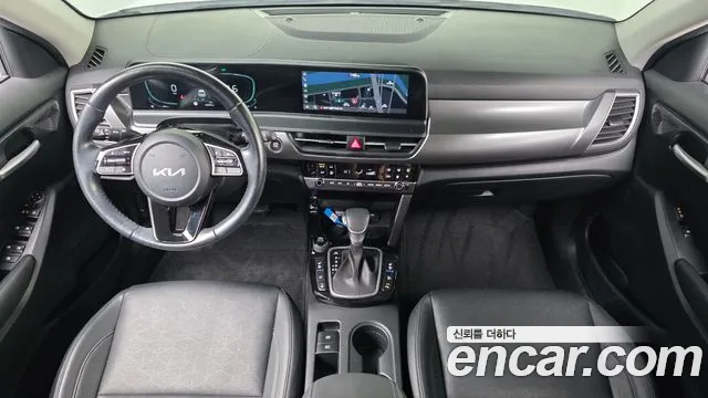 Kia Seltos — Фото автомобиля 10