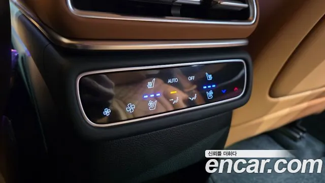 Genesis GV80 — Фото автомобиля 30