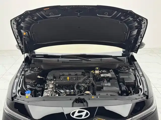 Hyundai Elantra — Фото автомобиля 17