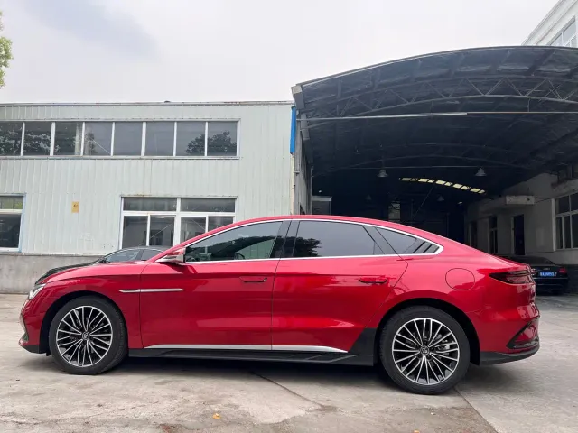 BYD Han — Фото автомобиля 4