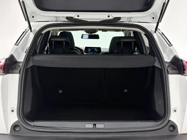 Peugeot 2008 — Фото автомобиля 13