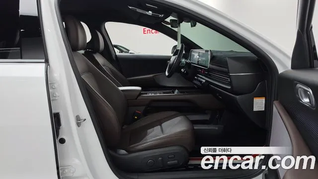 Hyundai Ioniq 6 — Фото автомобиля 16