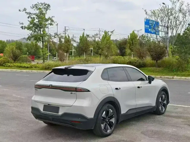 Deepal S05 — Фото автомобиля 9