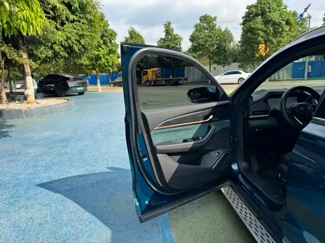 Geely Xingyue L — Фото автомобиля 12