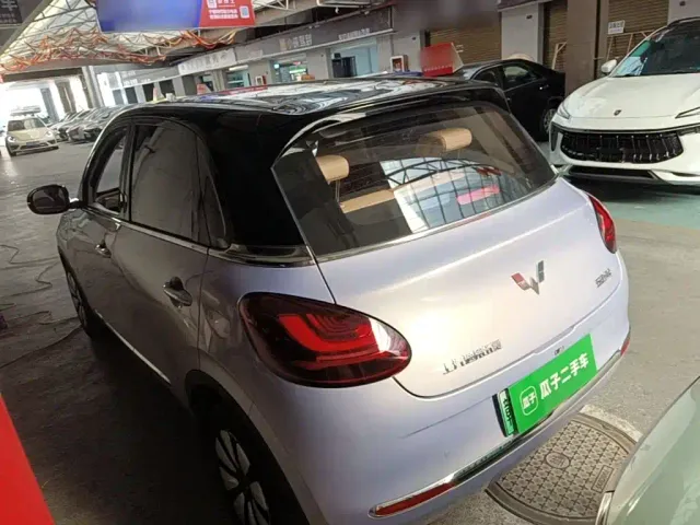 Wuling Bingo — Фото автомобиля 4