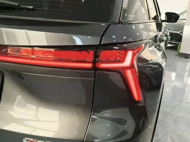 Changan CS75 Plus — Фото автомобиля 7