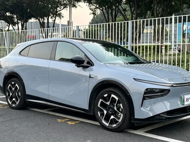 Xpeng G7 — Фото автомобиля 3