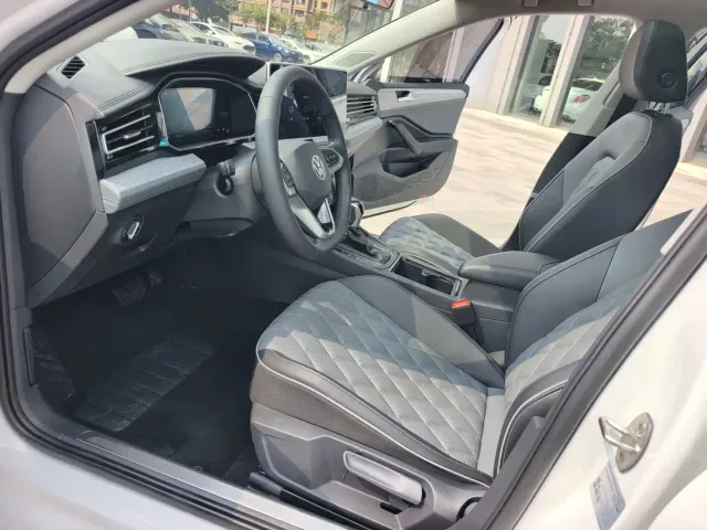 Volkswagen Sagitar — Фото автомобиля 10
