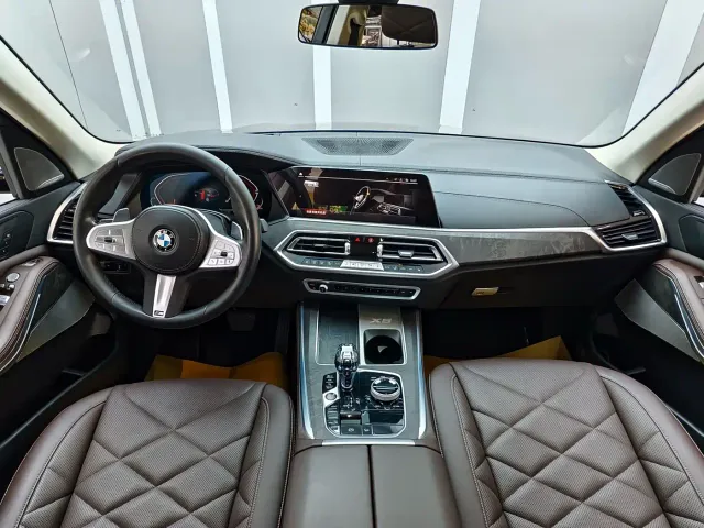 BMW X5 — Фото автомобиля 8