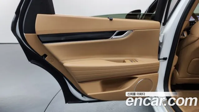Genesis G80 RG3 — Фото автомобиля 14