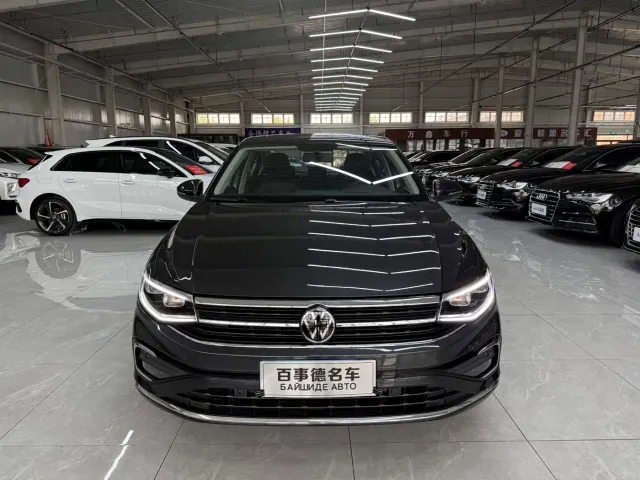 Volkswagen Bora — Фото автомобиля 2