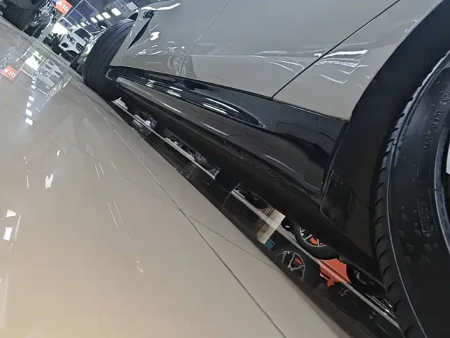Xiaomi SU7 — Фото автомобиля 21