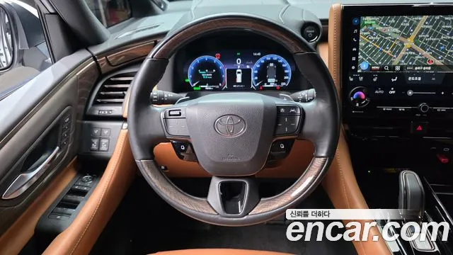 Toyota Alphard — Фото автомобиля 9