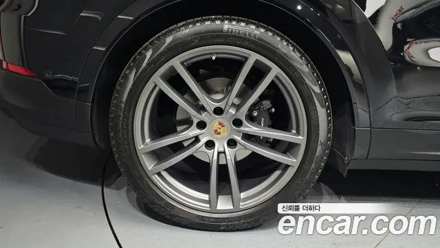 Porsche Cayenne PO536 — Фото автомобиля 5