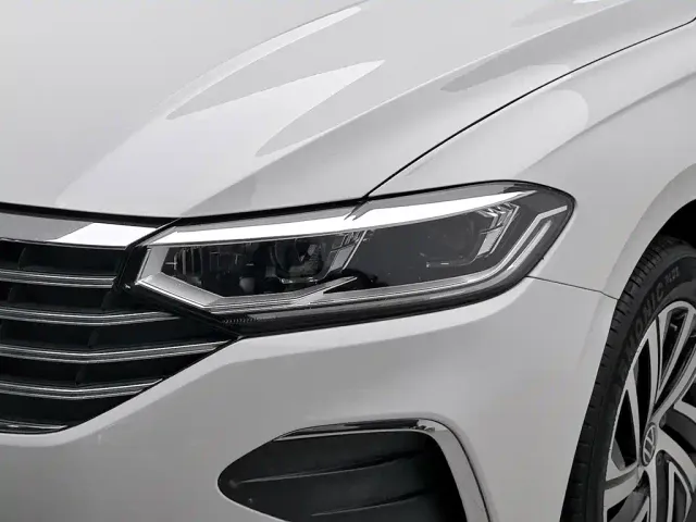 Volkswagen Lavida — Фото автомобиля 7