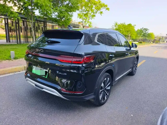 BYD Song PLUS — Фото автомобиля 5