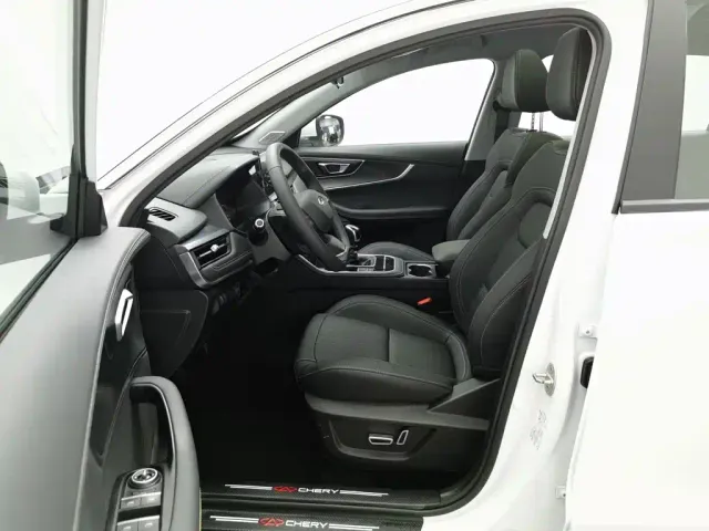 Chery Tiggo 8 — Фото автомобиля 10