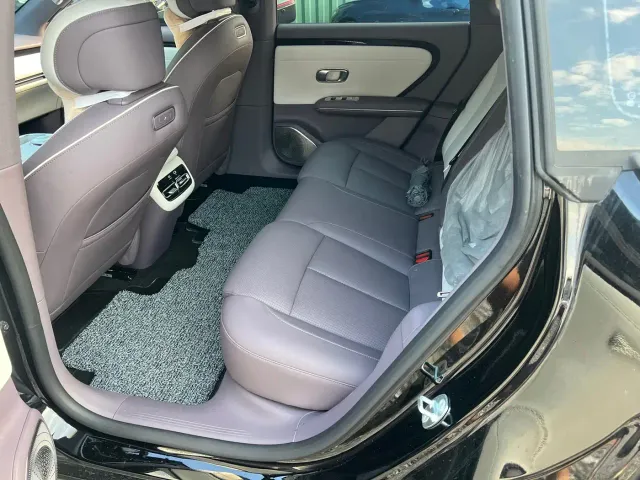 Changan Qiyuan A06 — Фото автомобиля 5
