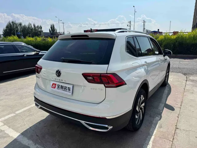 Volkswagen Tiguan L — Фото автомобиля 2