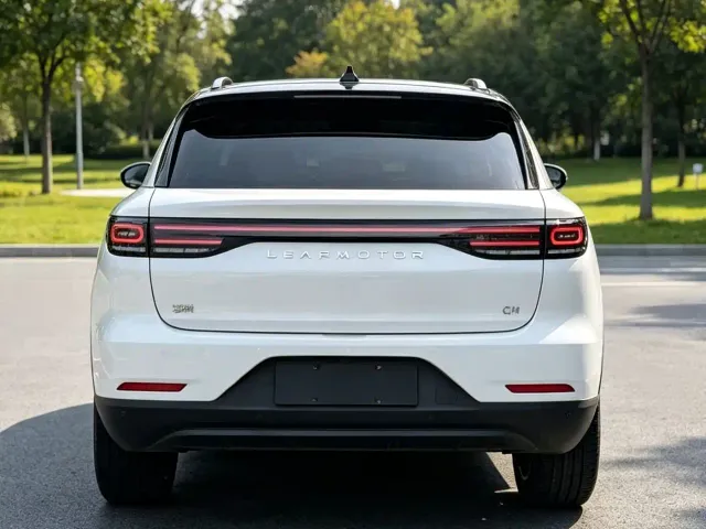 Leapmotor C11 — Фото автомобиля 5