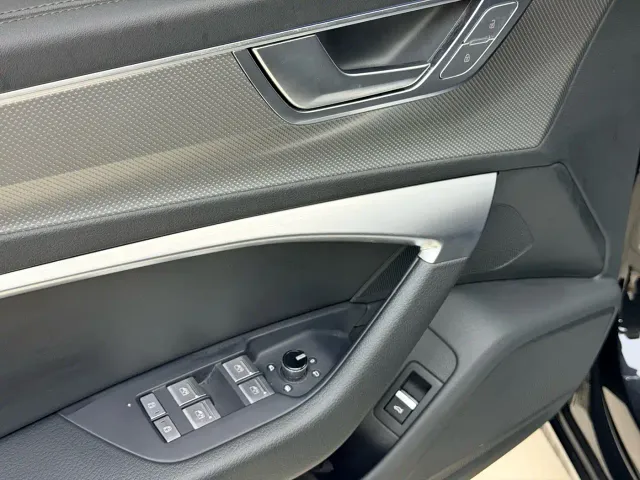 Audi A6L — Фото автомобиля 10