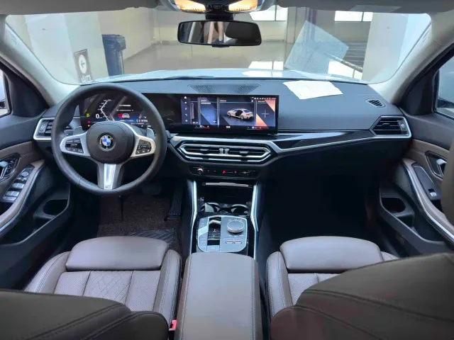 BMW 3 Series — Фото автомобиля 19