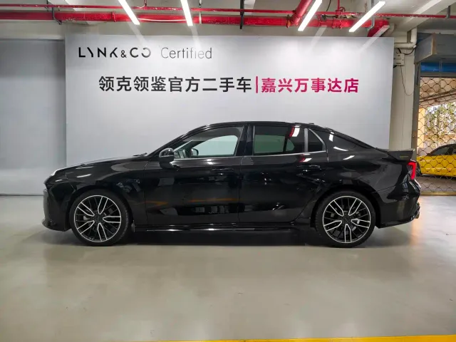 Lynk & Co 03 — Фото автомобиля 11
