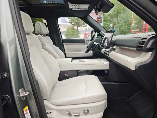 BYD FangChengBao Titanium 7 — Фото автомобиля 10