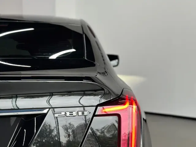 Cadillac CT5 — Фото автомобиля 24