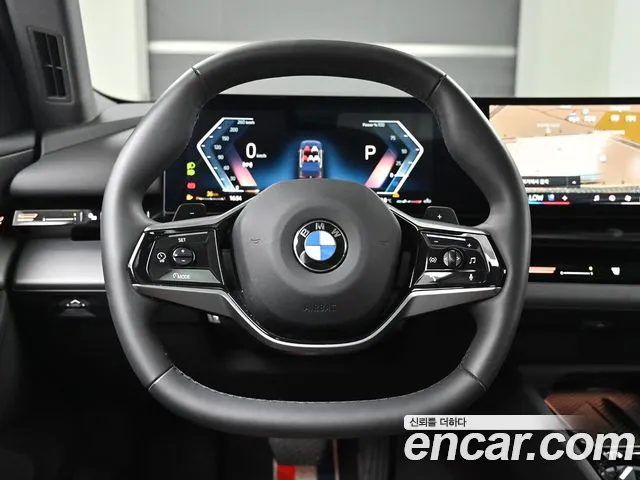 BMW 5-Series 5 серия (G60) — Фото автомобиля 13