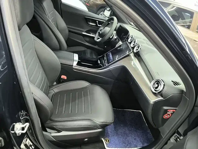 Mercedes-Benz C-Class — Фото автомобиля 24