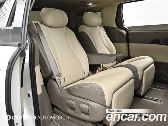 Kia Canival Carnival 4 поколение Бензин 7 мест Signature — Фото автомобиля 12
