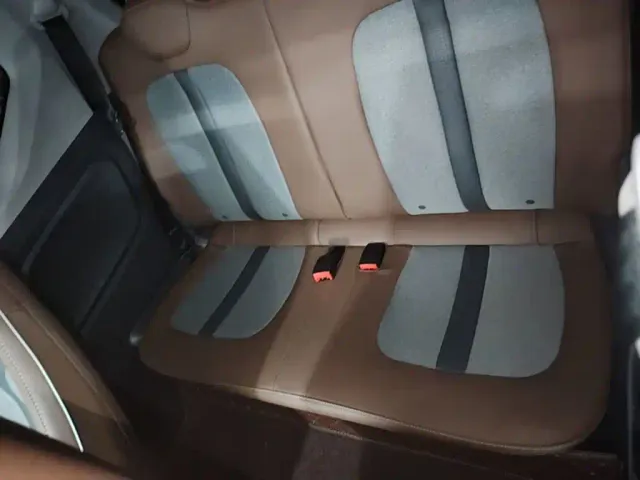 Wuling Hongguang Mini EV — Фото автомобиля 16