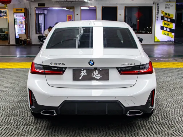 BMW 3 Series — Фото автомобиля 21