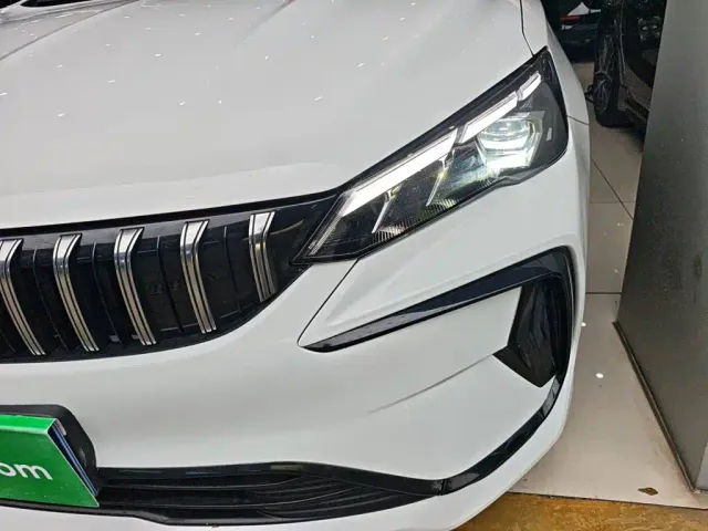 Geely Binrui — Фото автомобиля 23