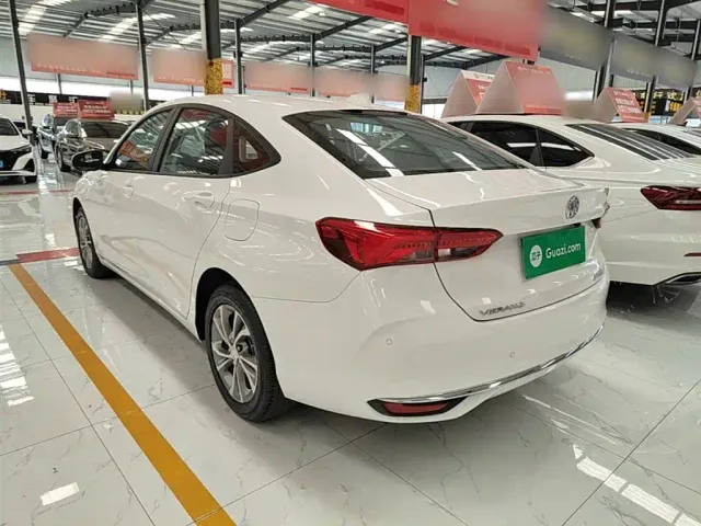 Buick Verano — Фото автомобиля 4