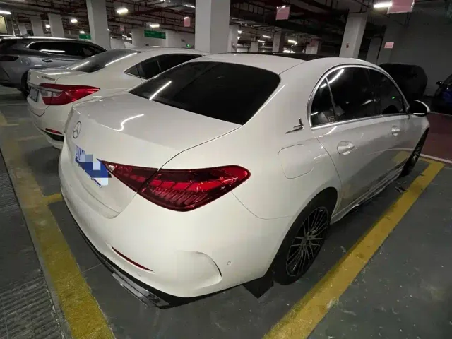 Mercedes-Benz C-Class — Фото автомобиля 4
